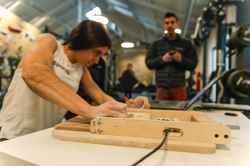 Fuerza de dedos. Sputnik Climbing
