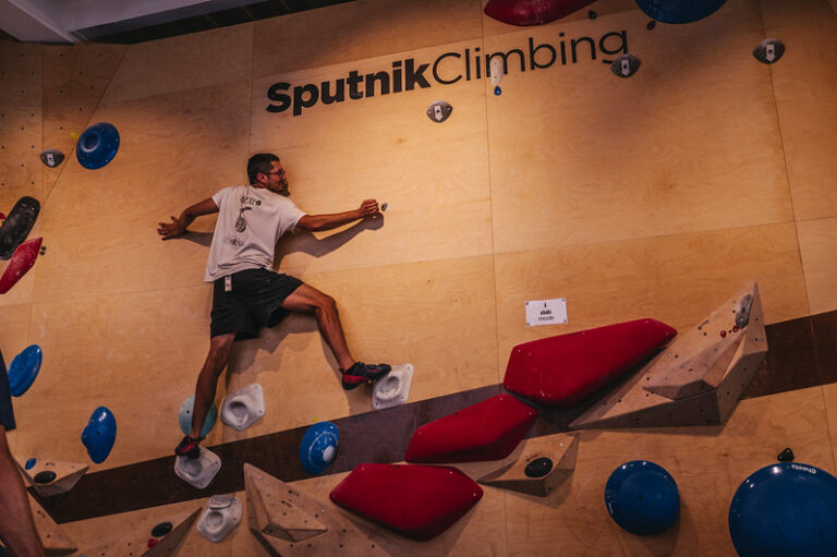 Sputnik Climbing inauguración Sputnik Guindalera