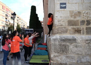 Sputnik Climbing. Urban Climbing