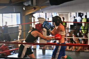 Fátima en un combate de boxeo.